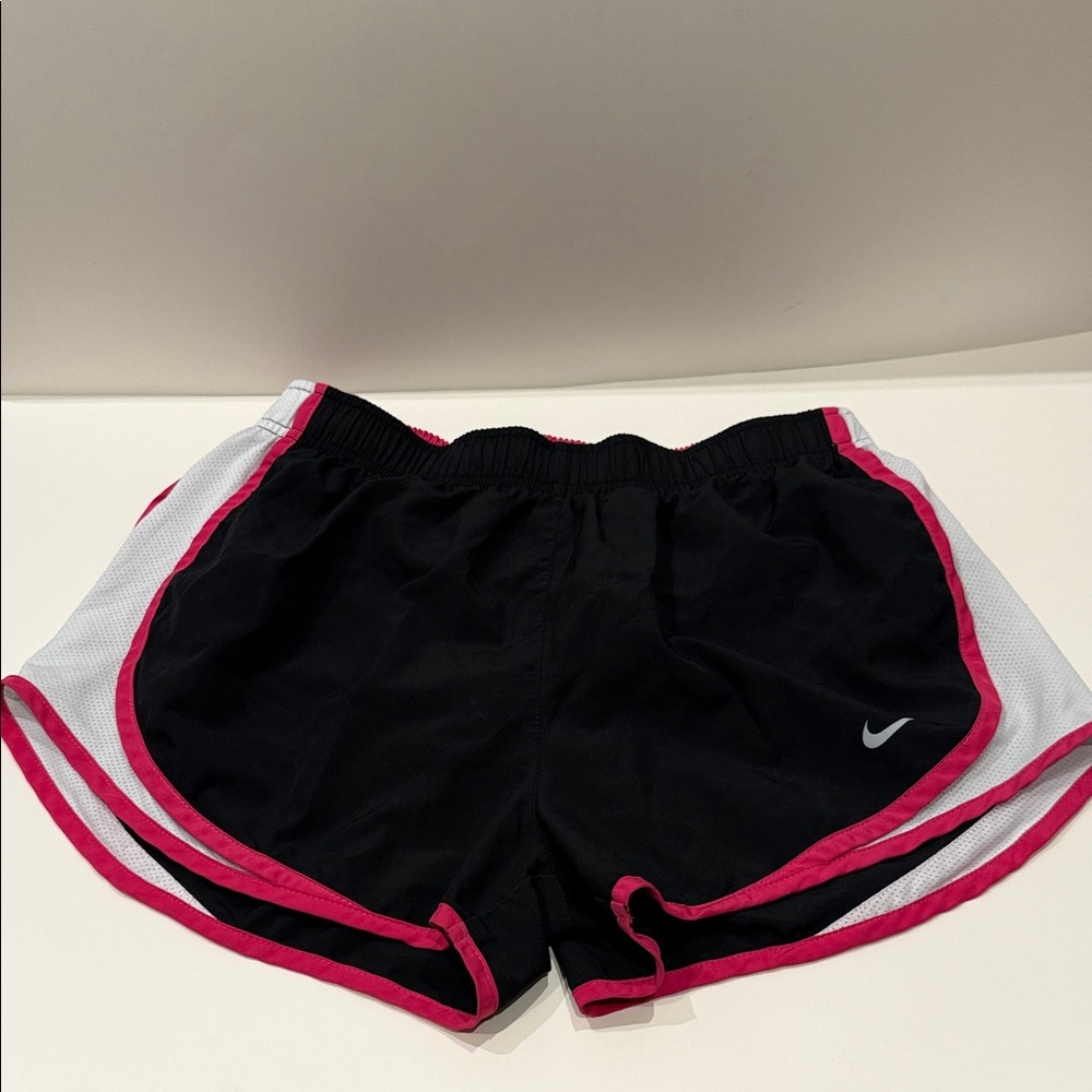 Nike Dri-FIT Running Shorts Women’s Medium Wind Shorts‎ 14” Waist